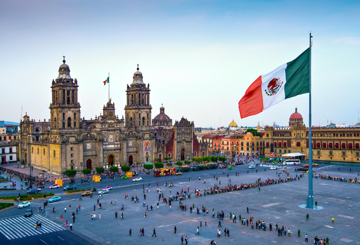 墨西哥城是墨西哥的首都,位于墨西哥中南部,是全球最大,最拥挤的城市