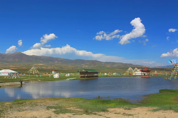 5月份茶卡盐湖、青海湖天气如何?