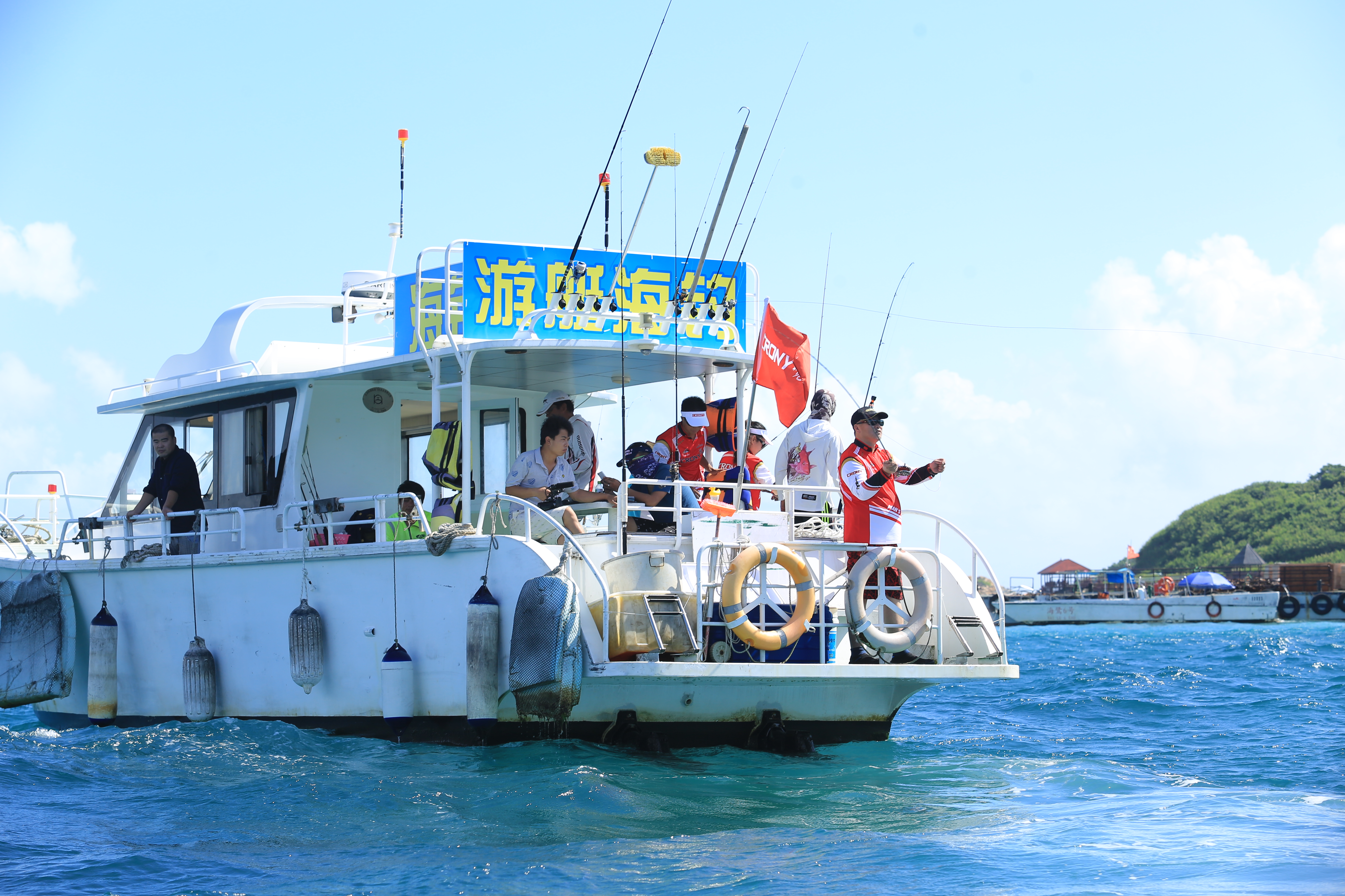 三亚蜈支洲岛·平台/游艇海钓(醉翁之意不在鱼)