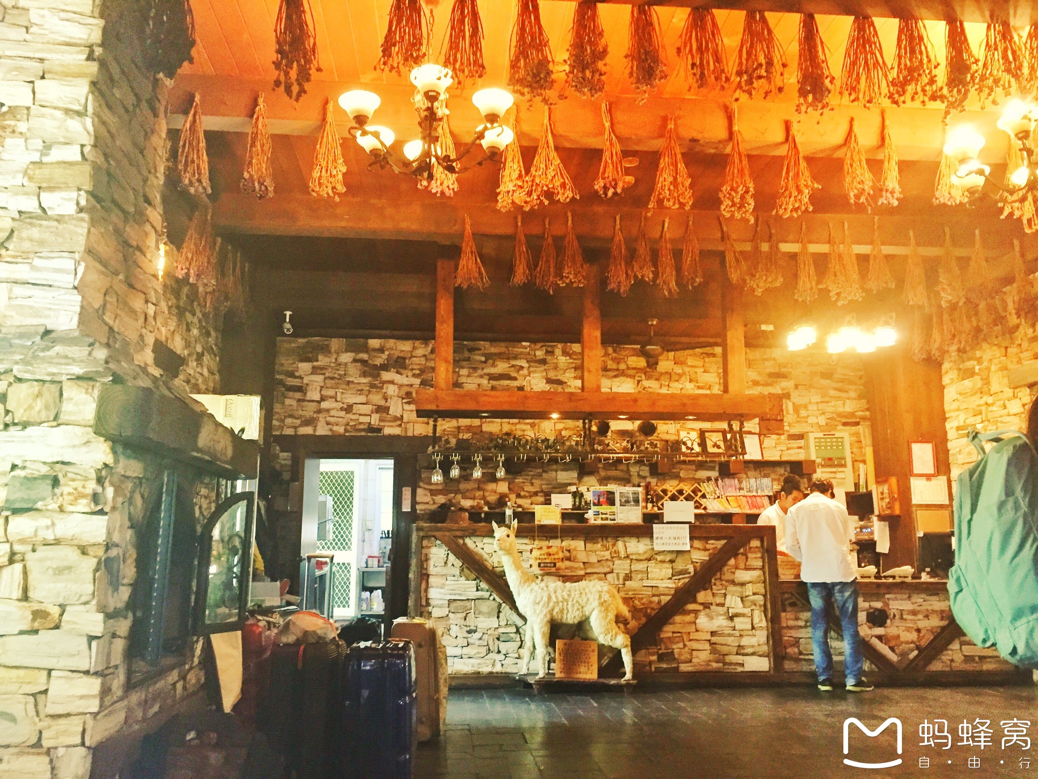 证后,还应上网找淘宝买家办理入台证,入台证其