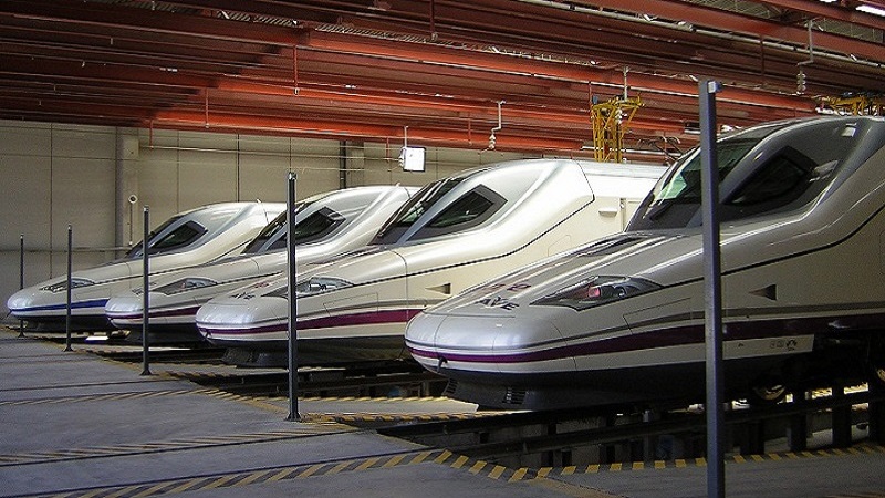 西班牙高速铁路是准点率超高的铁路,马德里到巴塞罗那高速铁路线全长