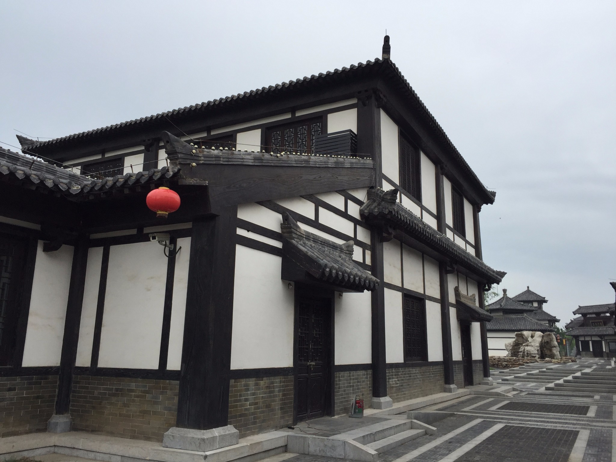 雕塑"孙膑"    离开了孙子文化园,我们有来到了广饶"孙