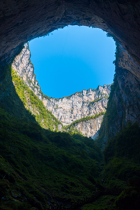 奉节天坑地缝        