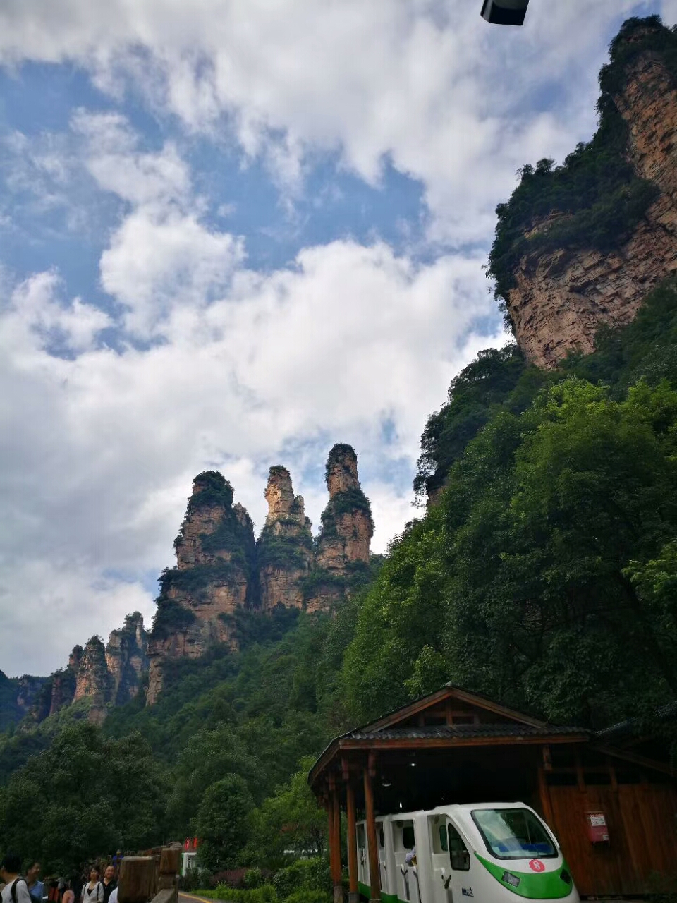 张家界自由行导游哪家好?需要游玩几天,推荐口