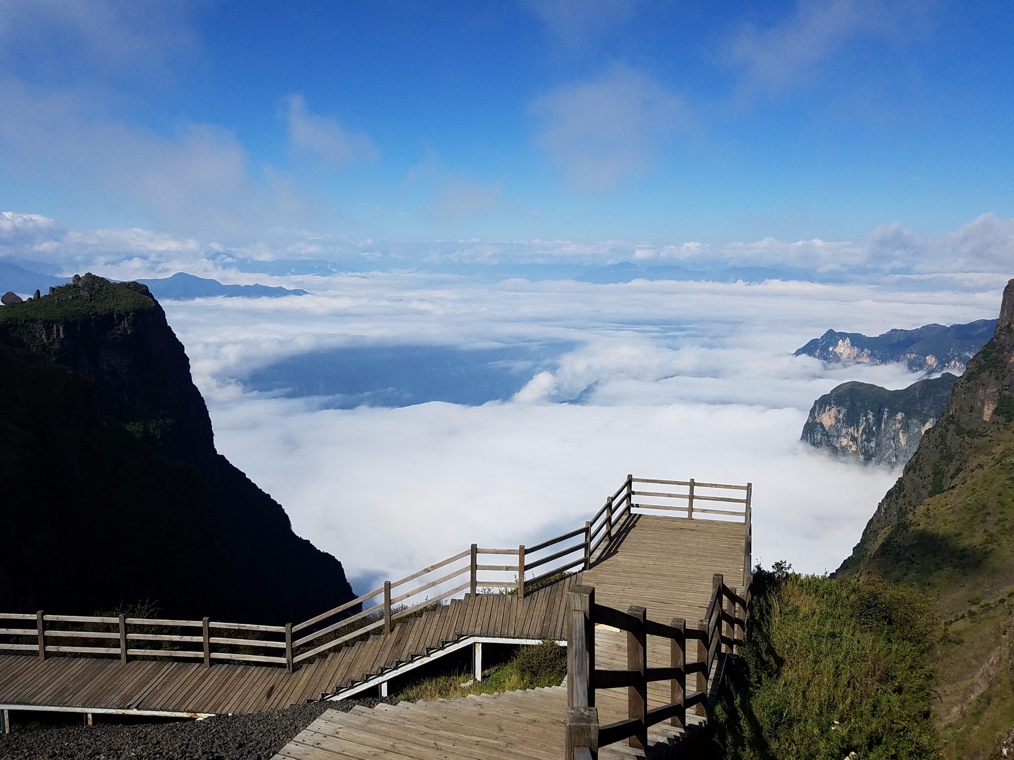 鸡公山大峡谷