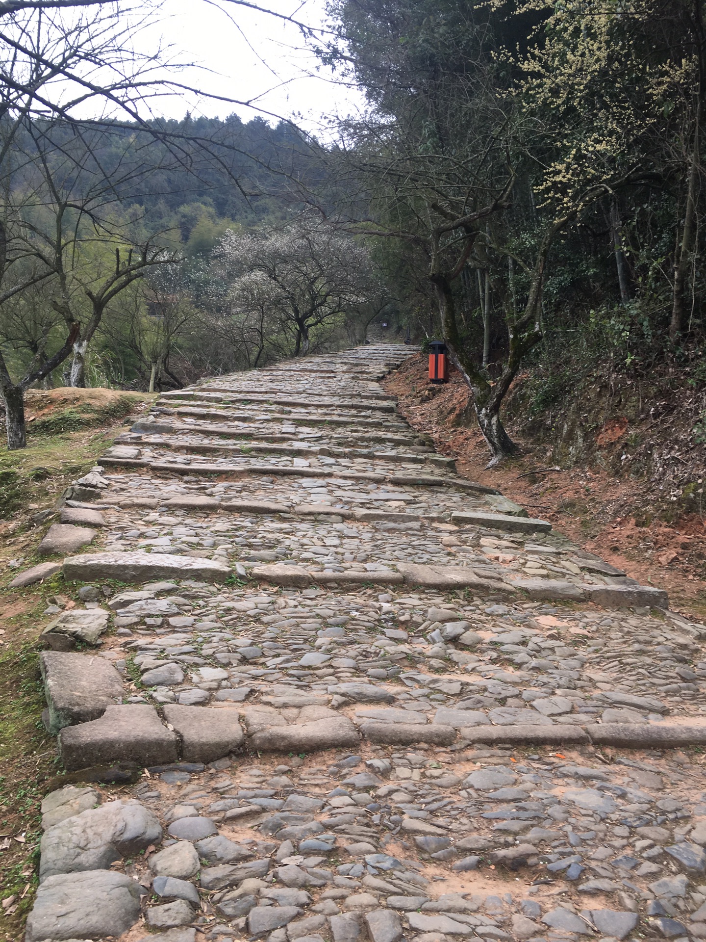 南雄市梅关古道景区      