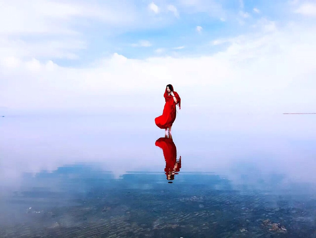 想问一下青海乌兰县的当地人，今天天气怎样