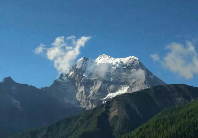 稻城亚丁川藏线林芝拉萨拼车纯玩自由行10日