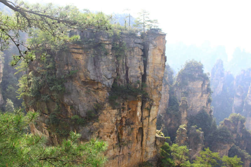 石柱县有多少人口_土家 阳光女孩 在大山里修起 花园洋房(3)