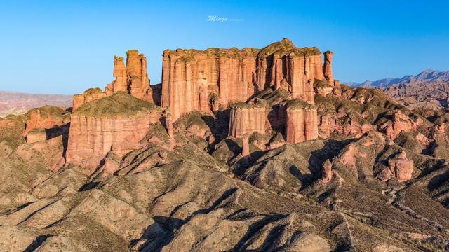 4月底5月初的青海穿什么衣服呢,气温怎么样呢