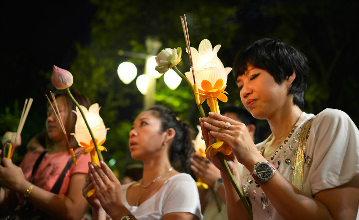 泰国除了泼水节和水灯节夏季来了还有守夏节