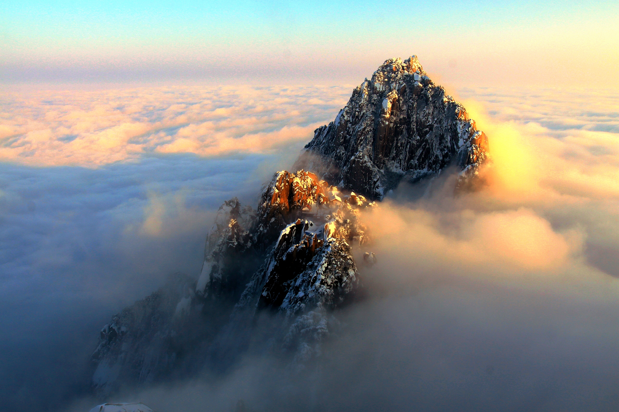 ����������ɽ��վ���ļ����ξ�����·�����