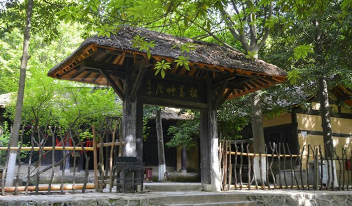 湖北襄阳古隆中门票(大门票 植物园 景交车/快速出票