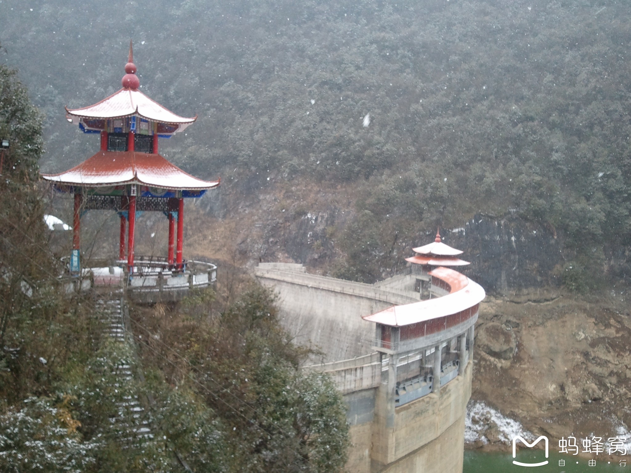鹤峰县县人口_鹤峰县地图(2)