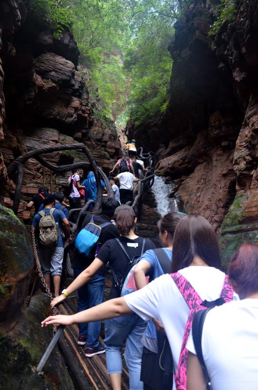 河北邢台天河山 邯郸京娘湖二日游