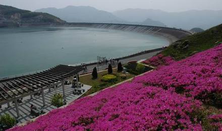 浙江安吉江南天池滑雪 天荒坪高山温泉城 成人 特价票