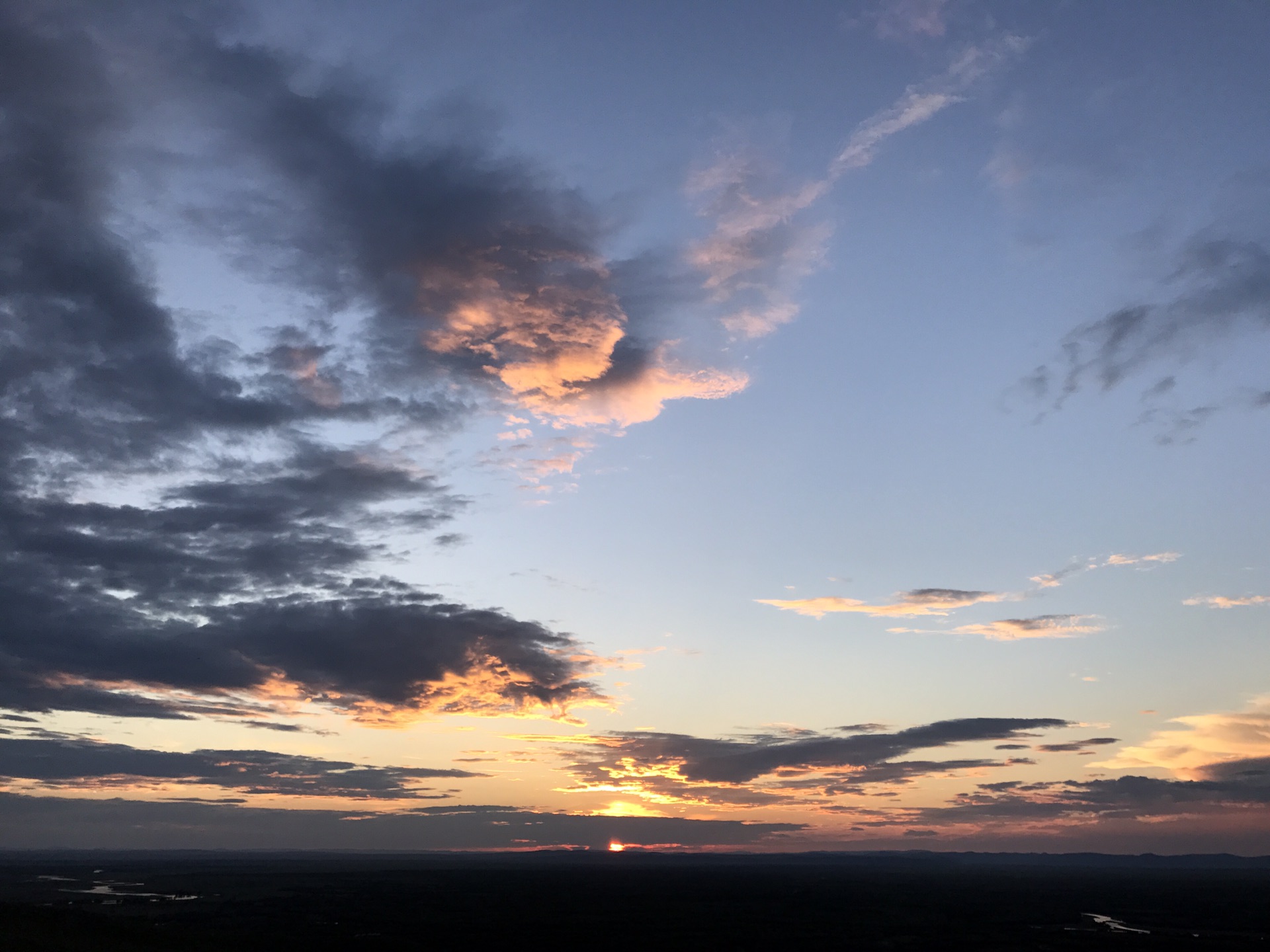 wKgBZ1mUMO6ACRjXAAYbsn9lRao19.jpeg?imageView2%2F2%2Fw%2F600%2Fq%2F90%7CimageMogr2%2Fstrip%2Fquality%2F90