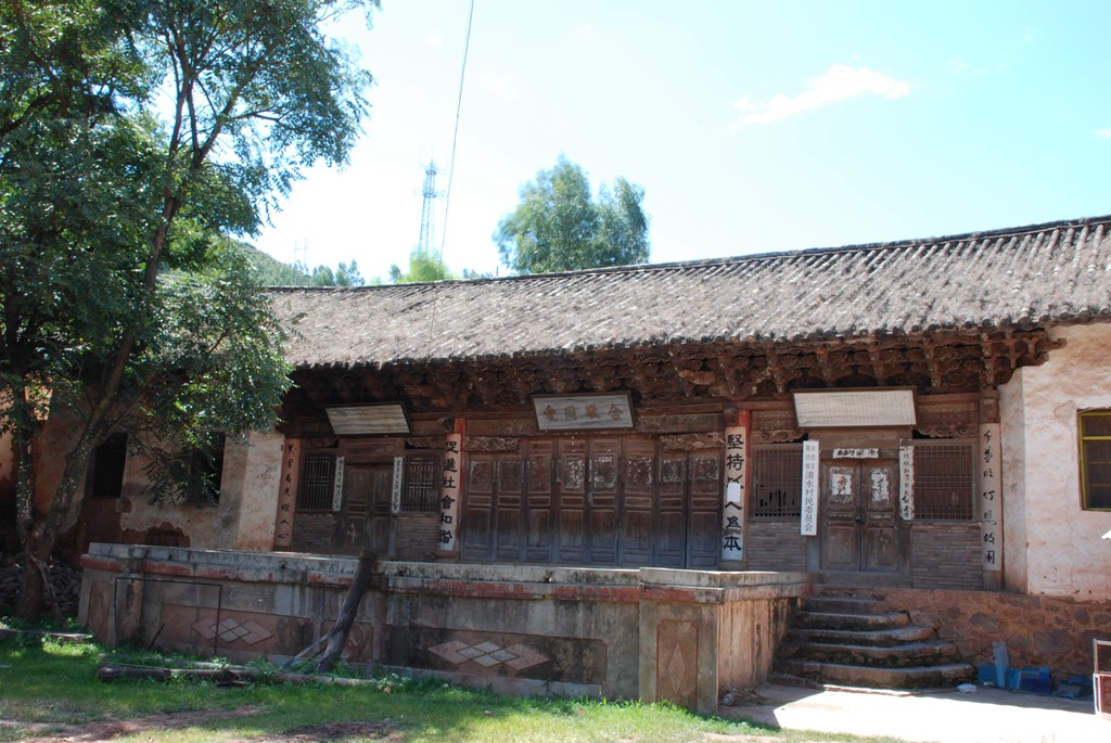 东岳庙始建于大清乾隆年间,为云南省级文物保护单位,是清水古镇的代表