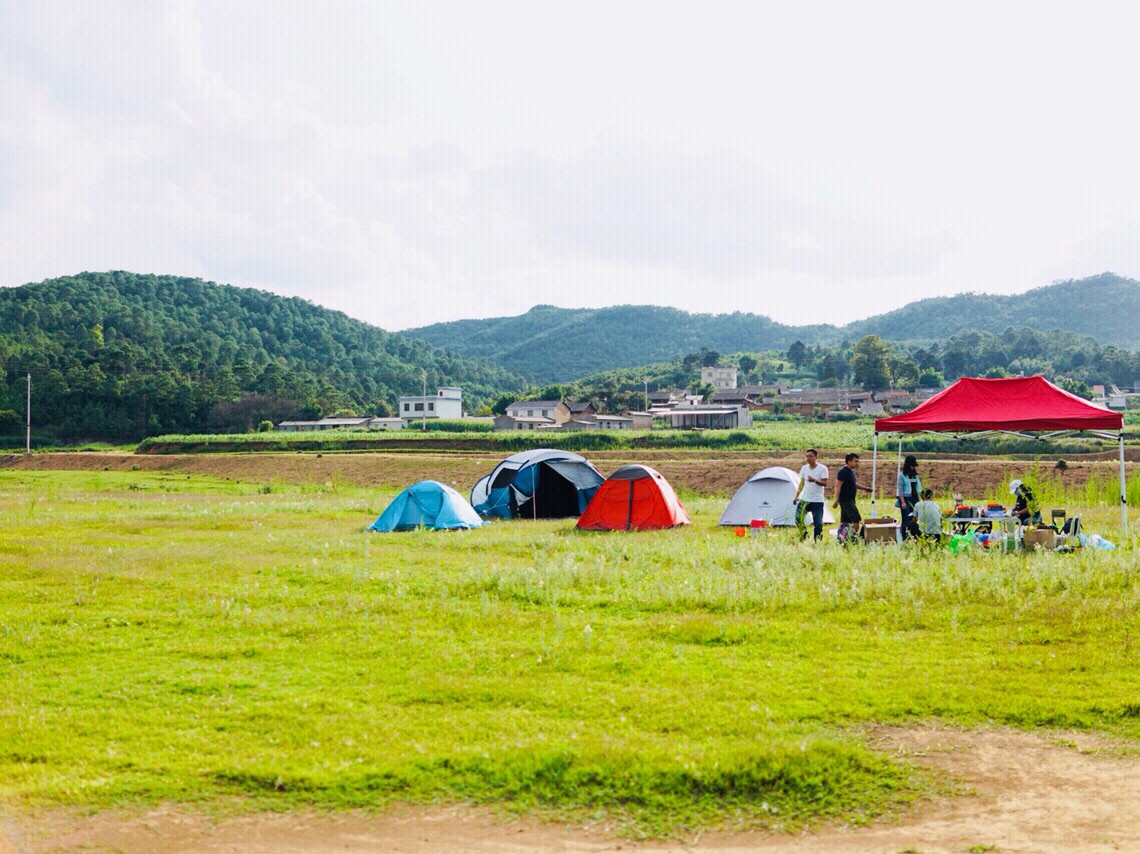 曲靖海峰湿地公园露营