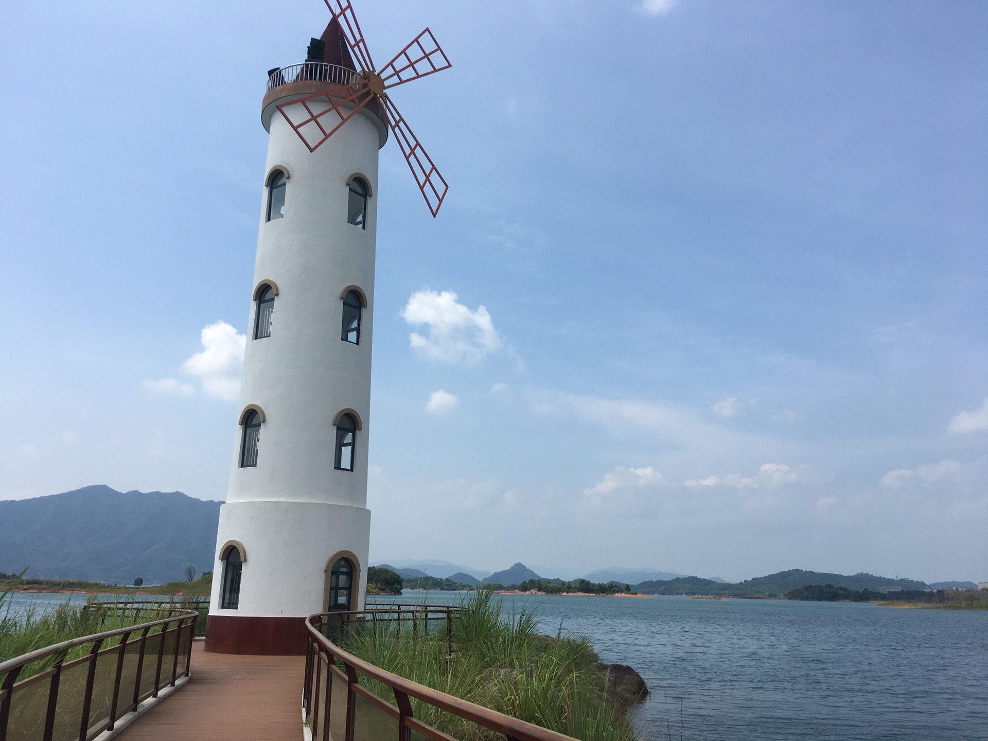 千岛湖自驾游,啤酒小镇 卡丁车体验