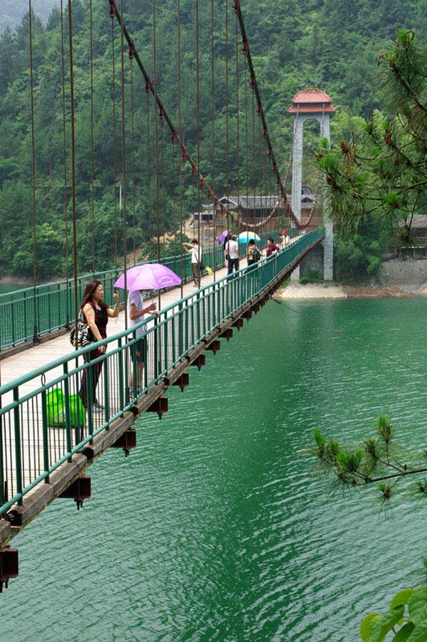 【享泡温泉】地震形成的景区——黔江小南海,重庆旅游