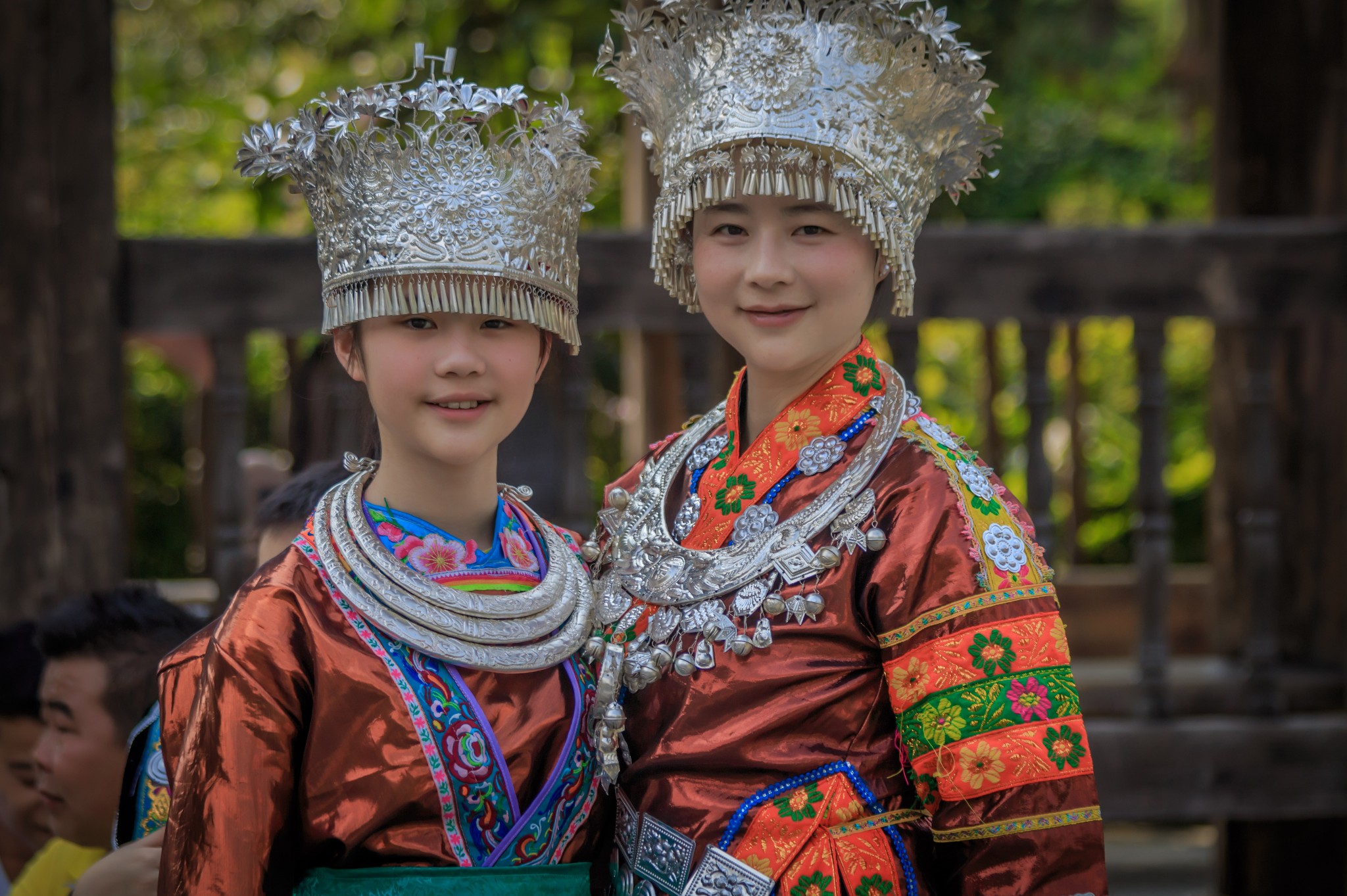 崔胜贤我们结婚了视频_崔胜贤吸毒道歉视频_肇兴谷雨节视频2016