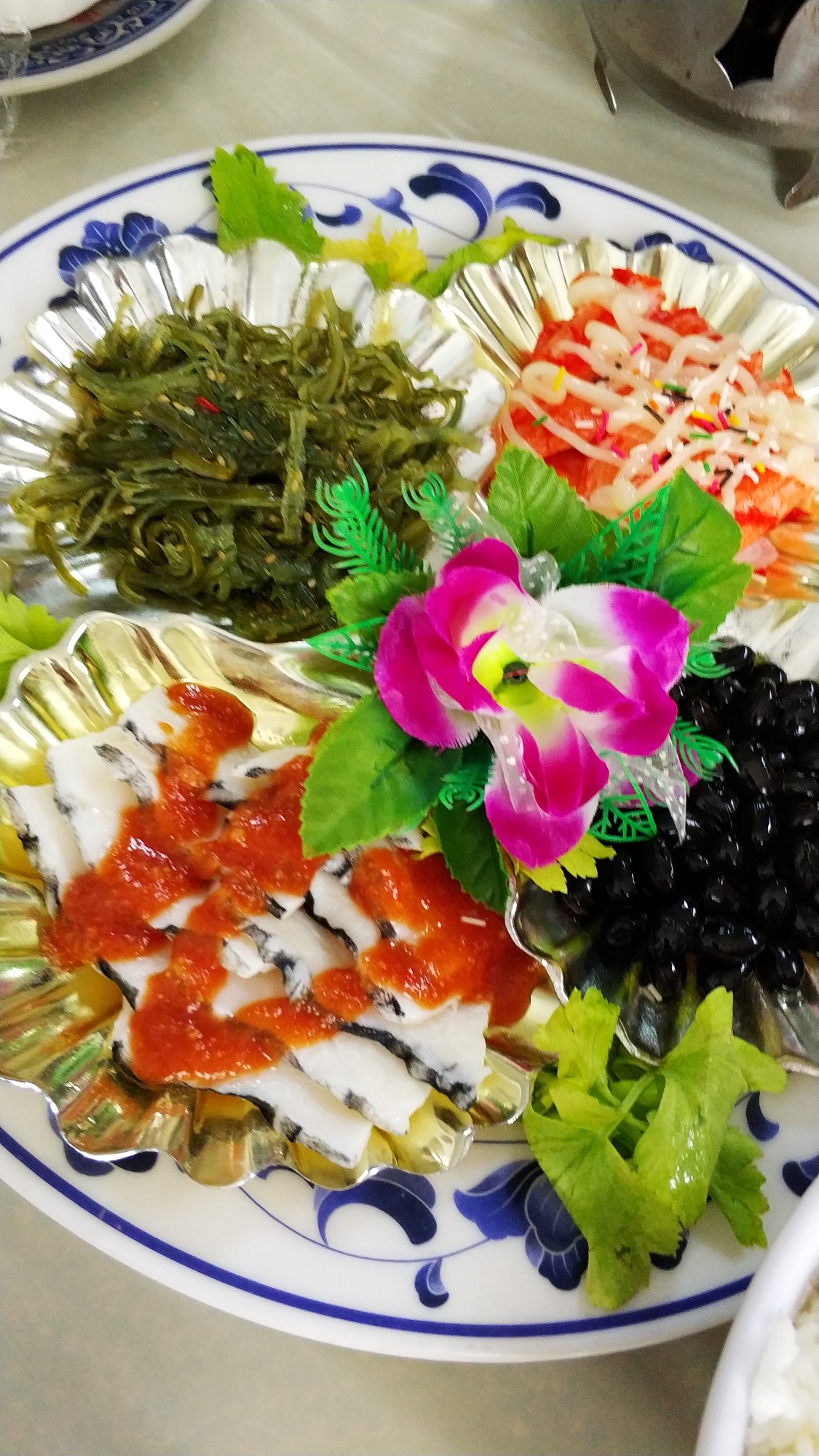 wKgBEFpYTYSAUW5FABh-vbZonmE60.jpeg?imageView2%2F2%2Fw%2F600%2Fh%2F600%2Fq%2F90