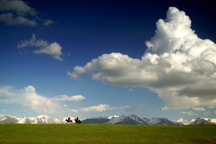 几月份去喀拉峻草原最合适?本人有点怕冷。