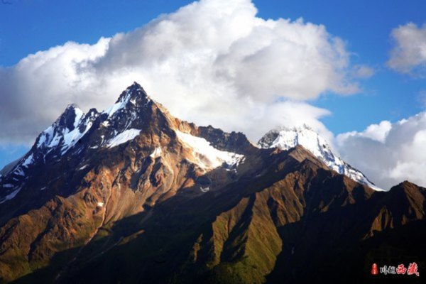 西藏最高的海拔是多少米 wKgBEFtkRiSAPkiKAAIrl601l_U66.jpeg?imageView2%2F2%2Fw%2F600%2Fh%2F600%2Fq%2F90