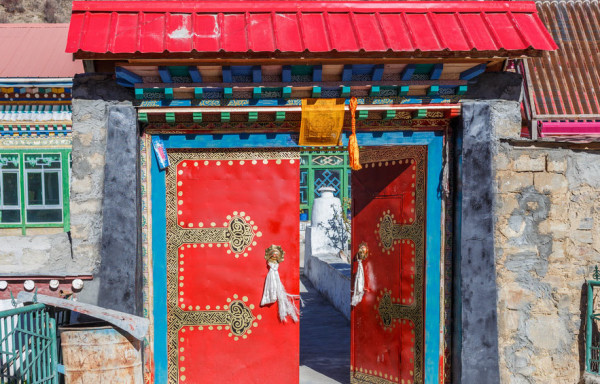 西藏怎么玩才合算 wKgBEFsWEh-AZs8WAAObDY2oH7o76.jpeg?imageView2%2F2%2Fw%2F600%2Fh%2F600%2Fq%2F90