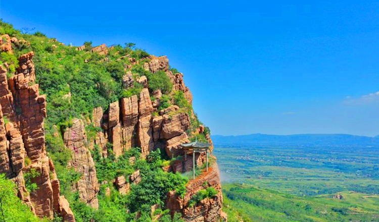 洛阳万安山七彩大峡谷景区