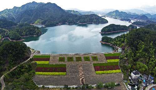 浦江仙华山游