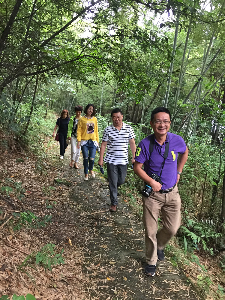 九凤瑶池,红领巾的儿童节,同学会在纪念日