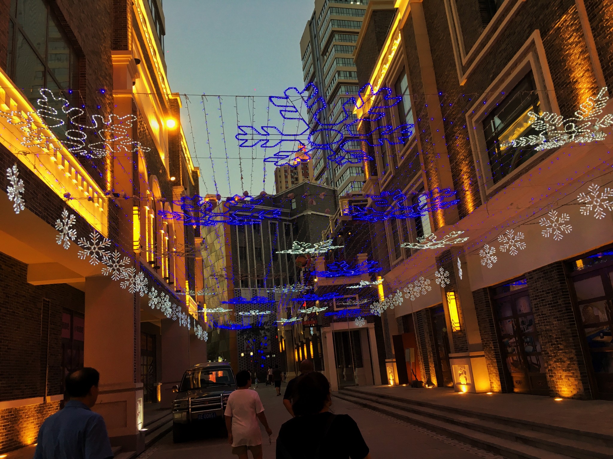长春巴蜀映巷人均消费_长春夜景