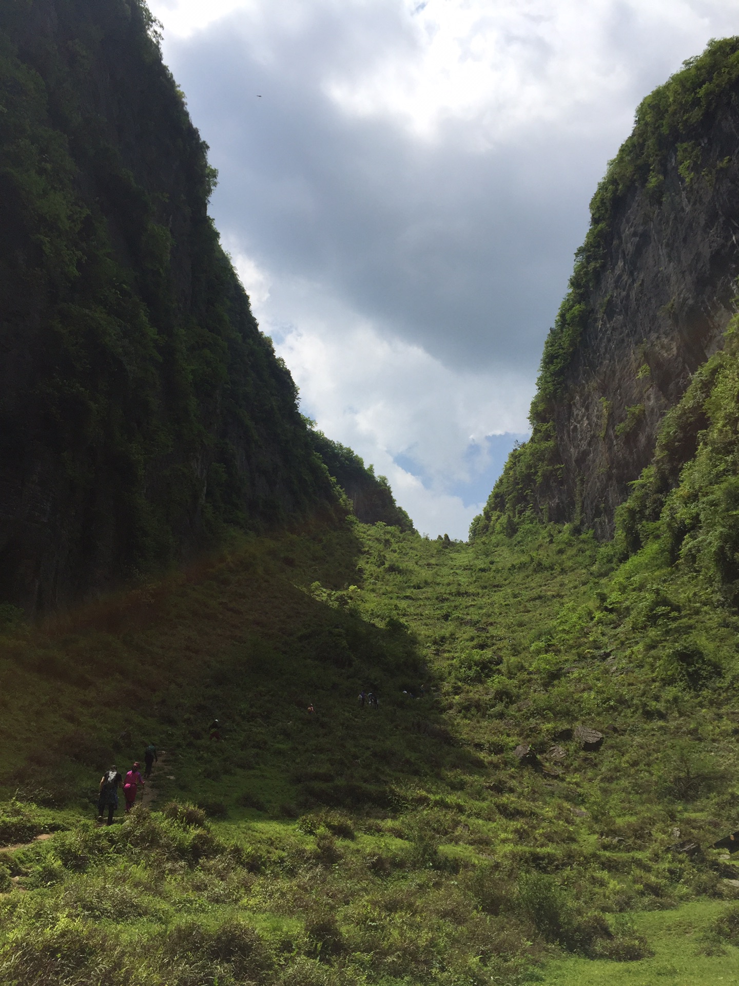 wKgBEFrtNSiARRj-AAu-p93xBcc84.jpeg?imageView2%2F2%2Fw%2F600%2Fh%2F600%2Fq%2F90