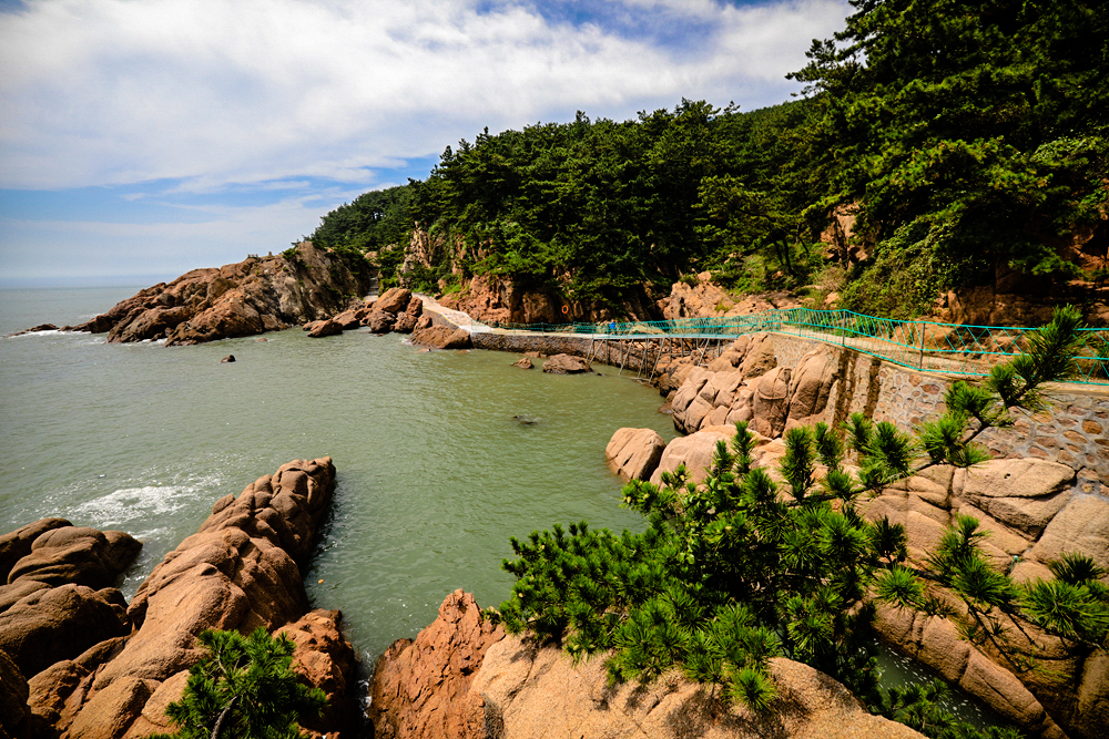 威海旅游度假首选目的地——西霞口旅游区