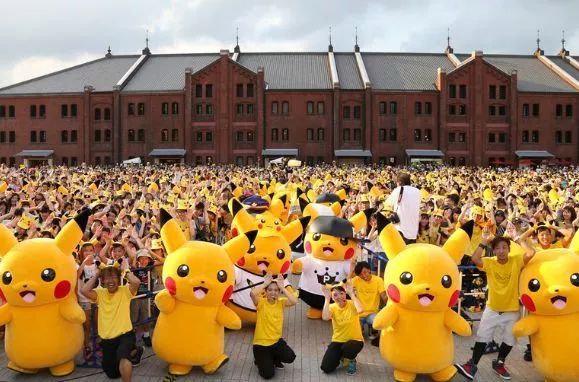 日本夏天欢乐治愈的皮卡丘狂欢节 又要 袭击 横滨啦 马蜂窝