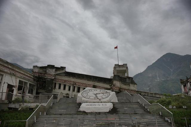 【原创】实拍映秀地震遗址,场面惨烈不忍直视,心脏不适者慎入!