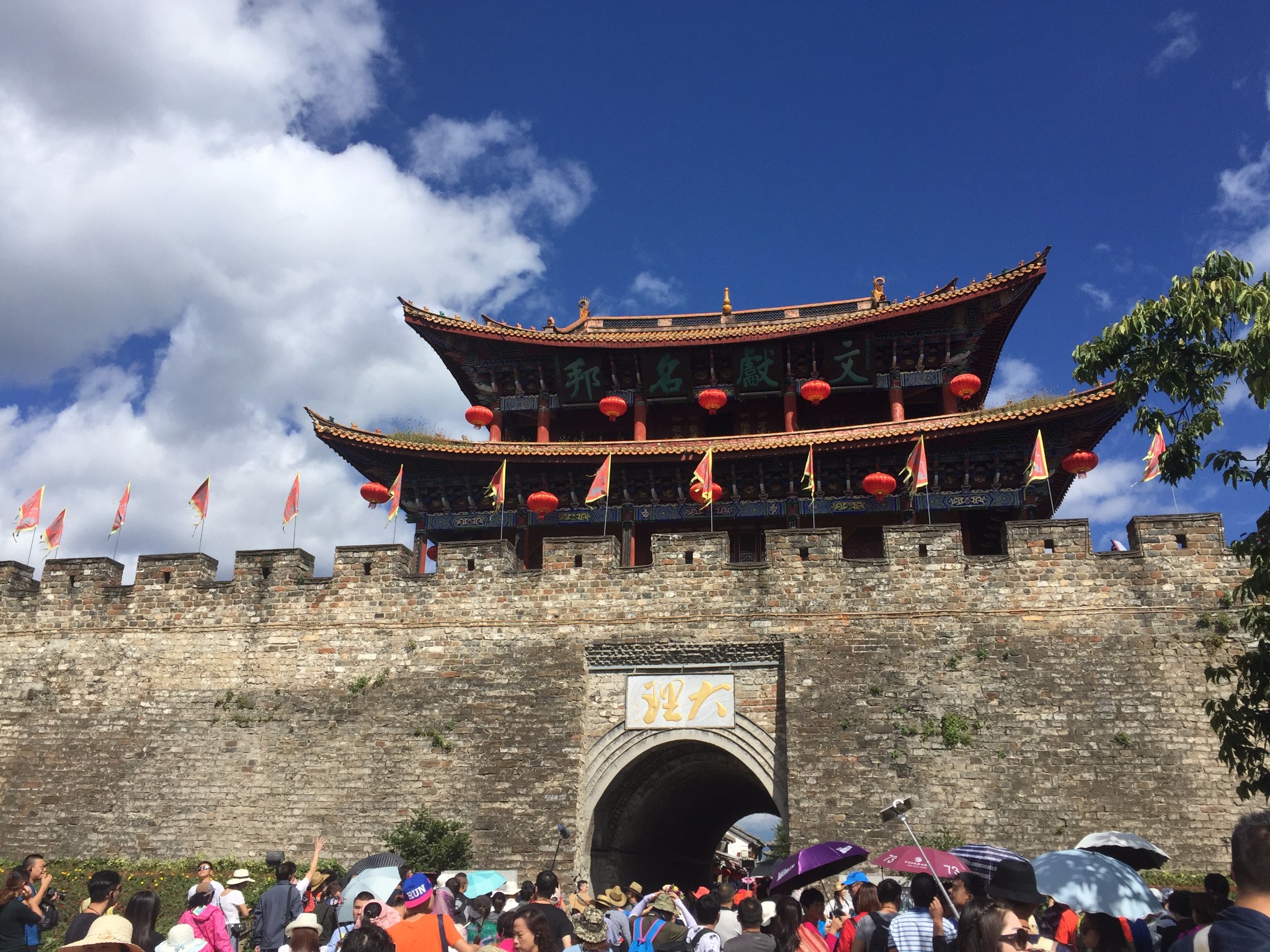 电商旅行团,聊聊云南旅游那些事(跟团昆明大理丽江西双版纳10天9晚)