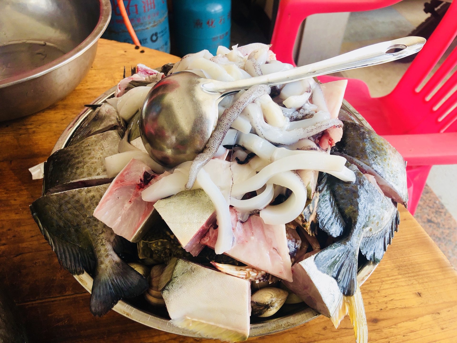 谭门海鲜大排档        