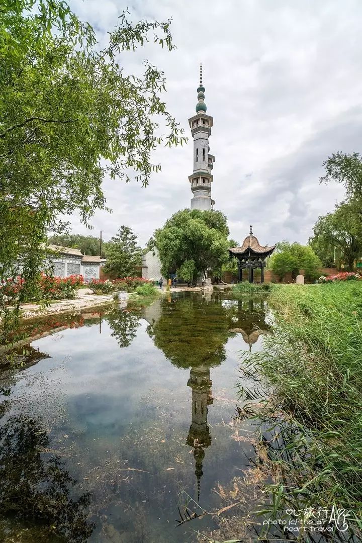 循化的街子清真大寺是青海第二大清真寺.