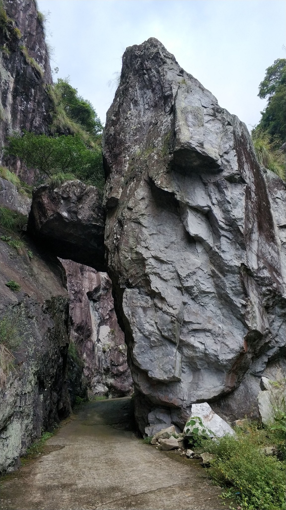 中秋游芙蓉石门峡谷-永嘉水岩景区