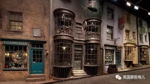 对角巷和破釜酒吧(diagon alley and leaky cauldron)