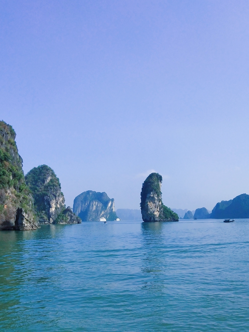 "海上桂林"下龙湾