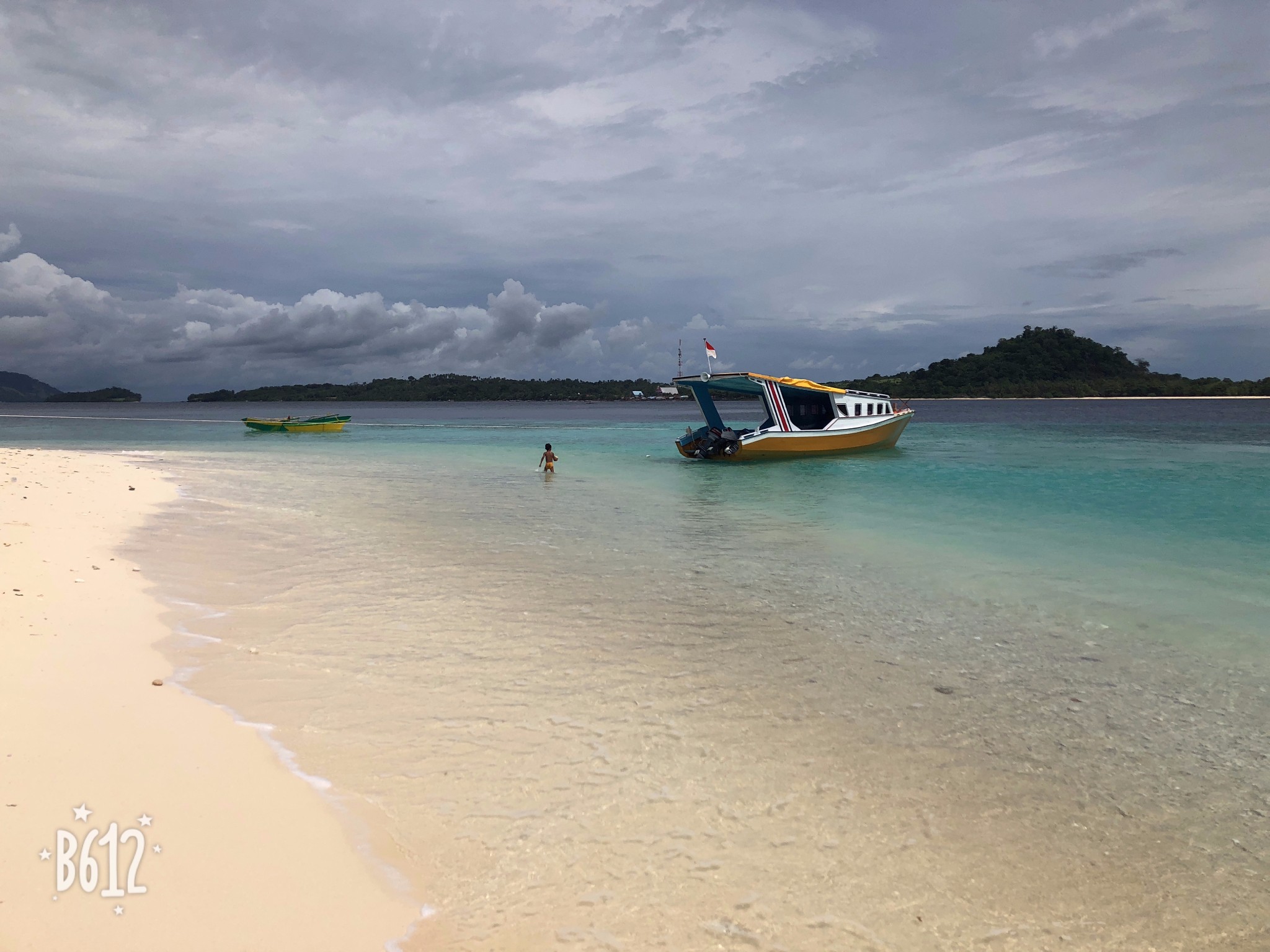 wKgED1wypLeALKKzAAbnARPRXeA42.jpeg?imageView2%2F2%2Fw%2F600%2Fh%2F600%2Fq%2F90