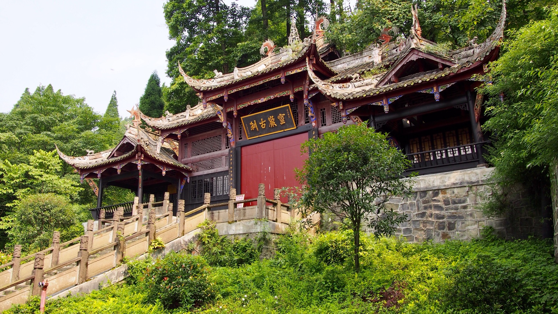 灵岩山上灵岩寺,都江堰自助游攻略 - 马蜂窝