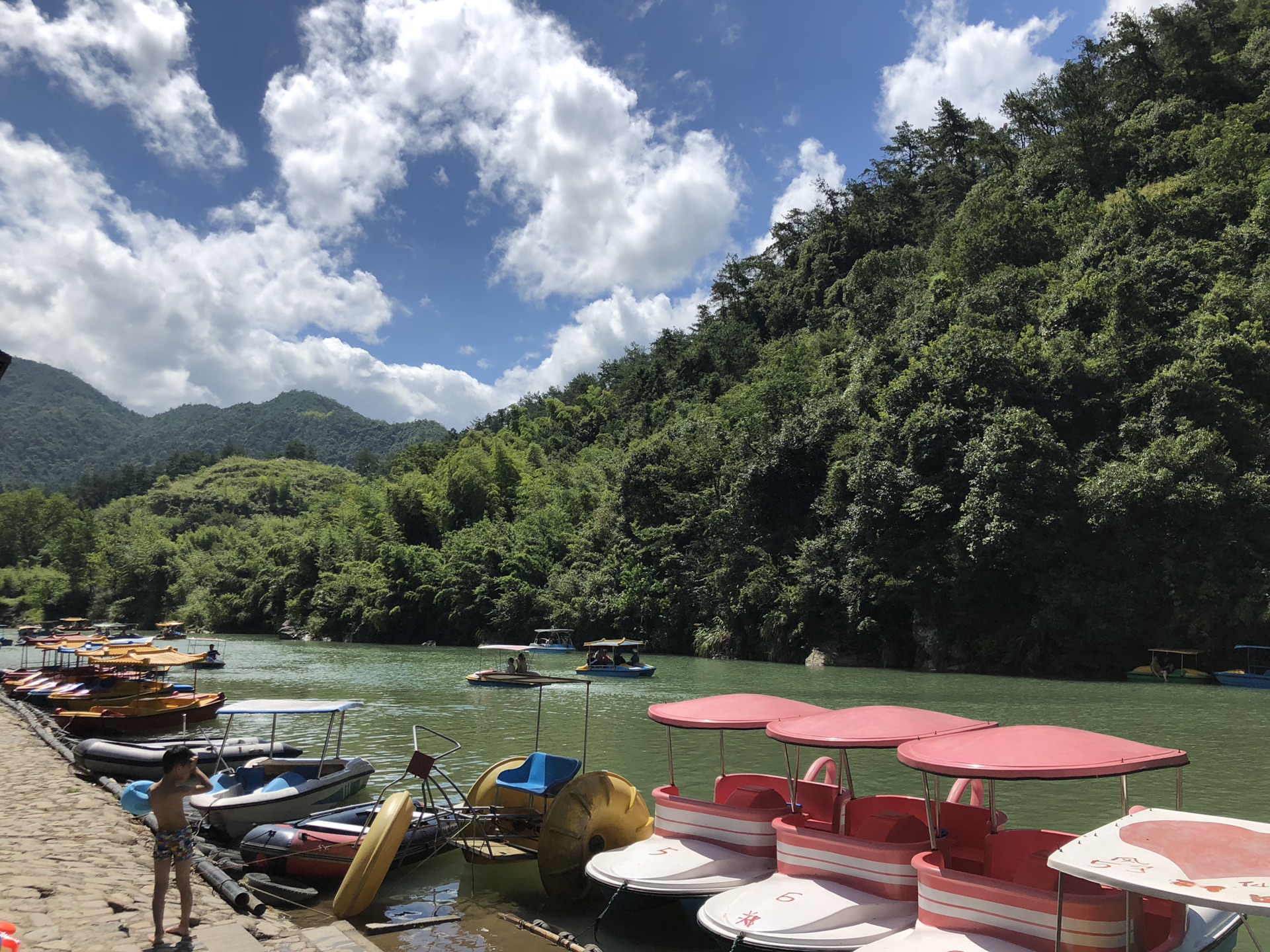 桐庐芦茨村享受慢生活