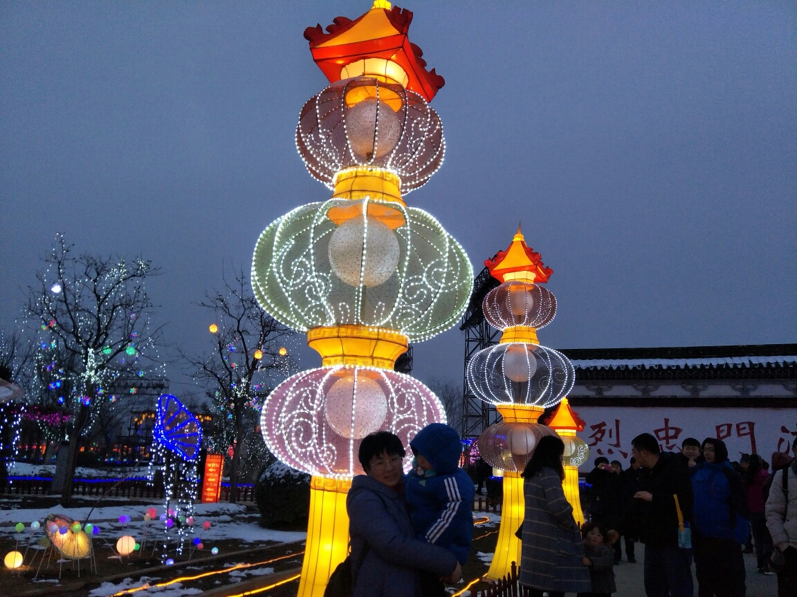 2019年开封灯会元宵佳节看花灯祈愿添福