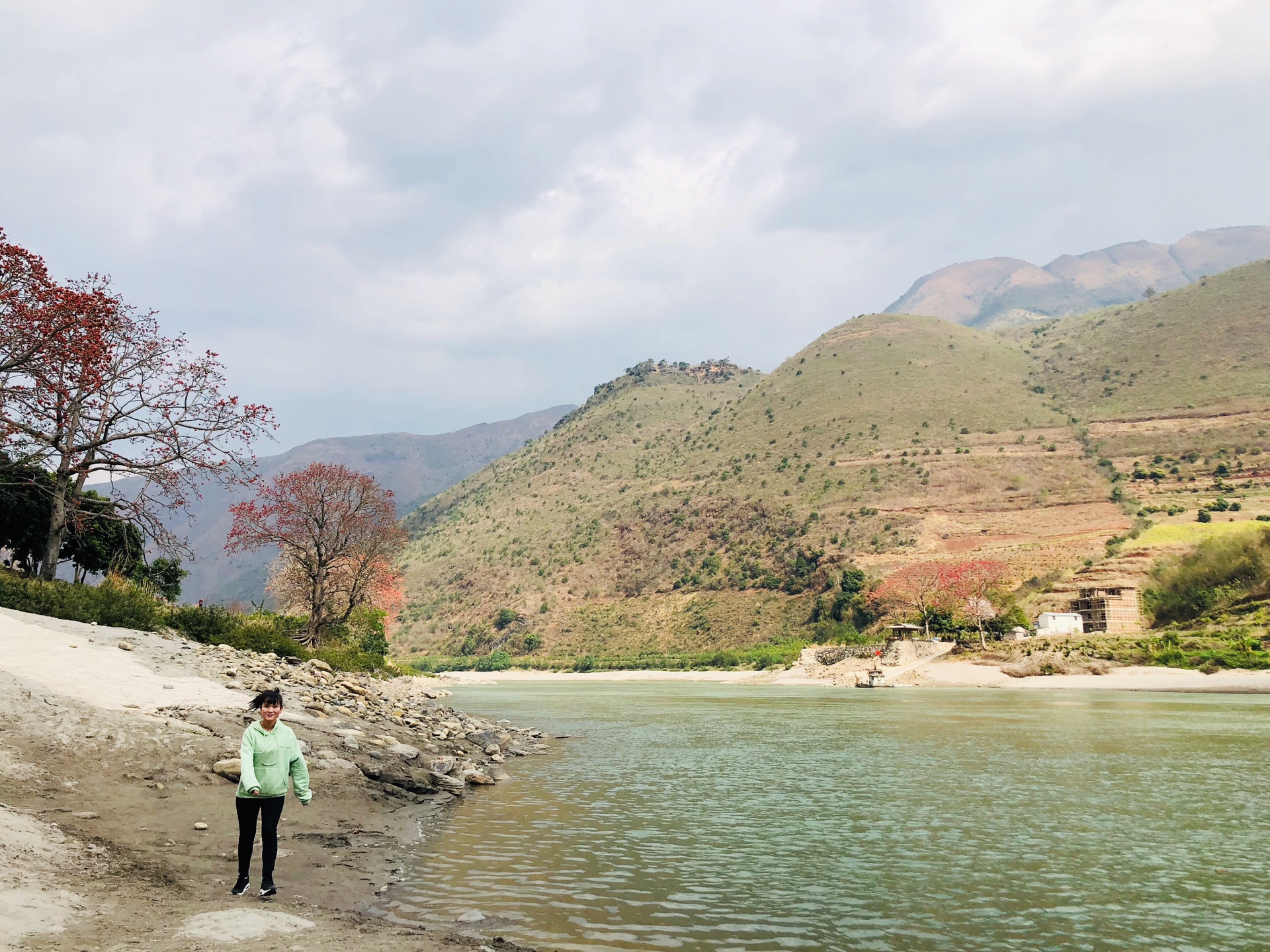 云南潞江坝木棉花开,云南旅游攻略 - 马蜂窝