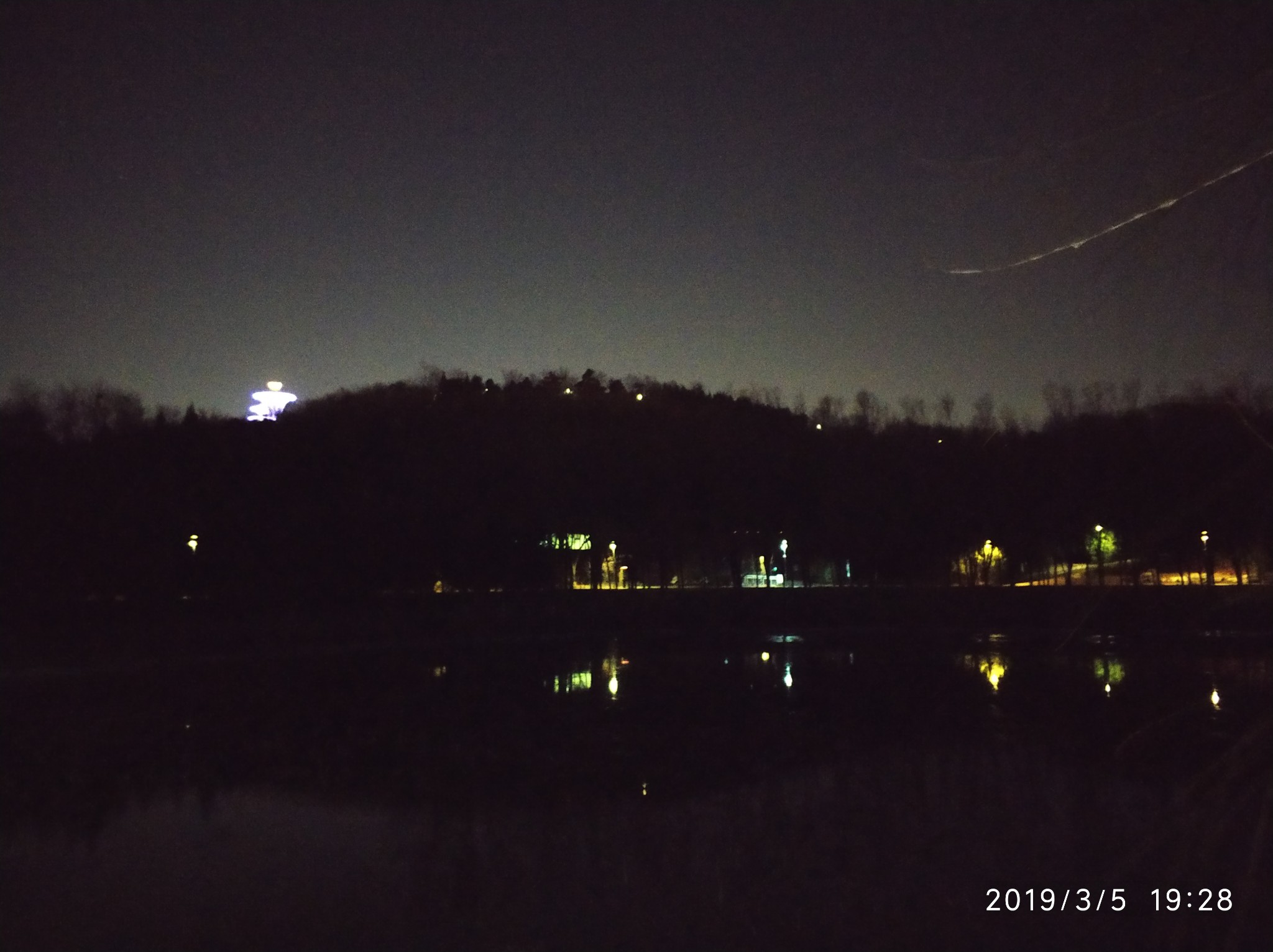 20190305周二晴大风奥森夜练——不一样的风景 不一样